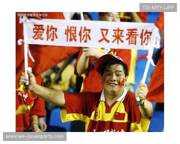 中国足球星爷究竟是哪位明星他与足球的缘分及影响力分析