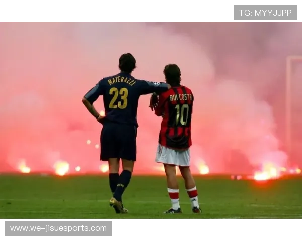 帕尼尼球星卡足球体验包开启你的球迷收藏之旅，激情无限